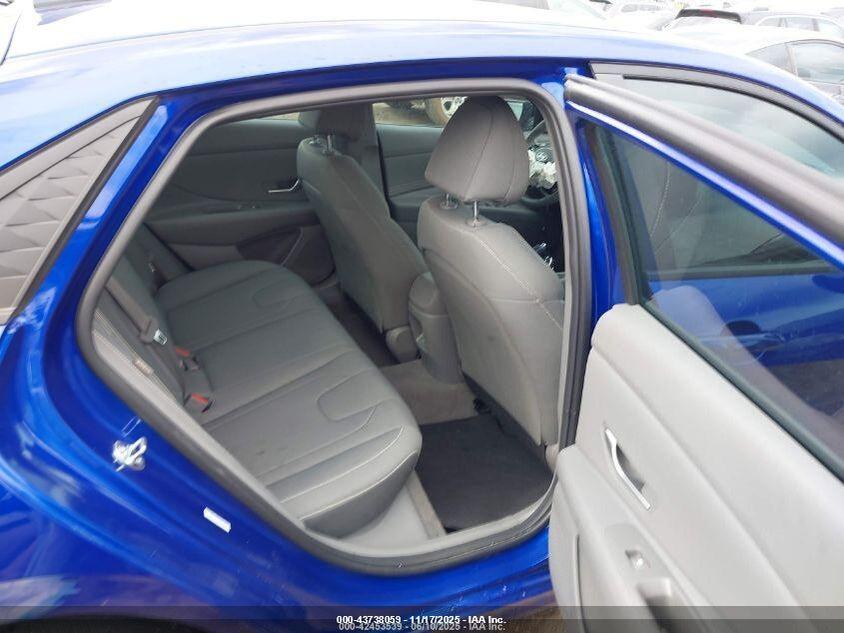 KMHLM4DGXSU974138 2025 HYUNDAI ELANTRA photo no. 8