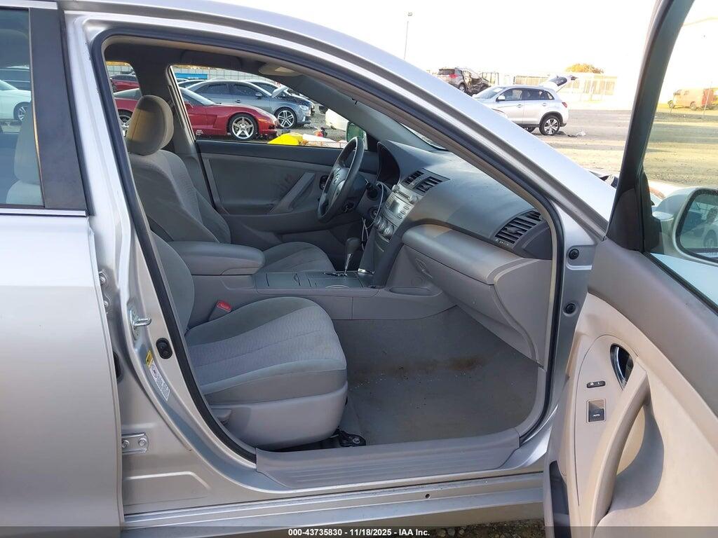 4T1BF3EK6BU678360 2011 TOYOTA CAMRY photo no. 5