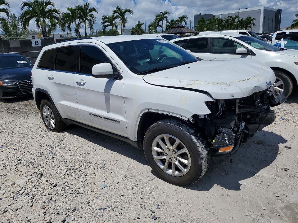2022 JEEP GRAND CHEROKEE LAREDO E — Фото 4 из 13