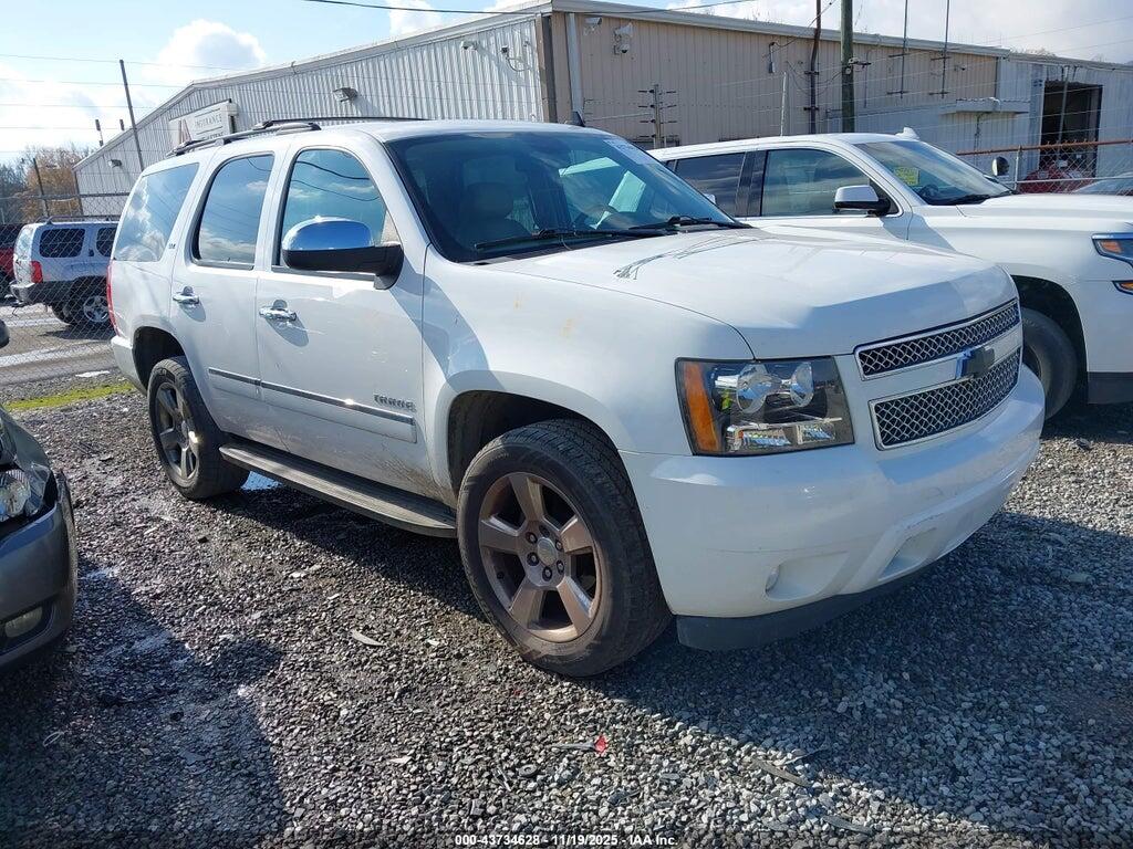 1GNSKCE02BR284945 2011 CHEVROLET TAHOE photo no. 1
