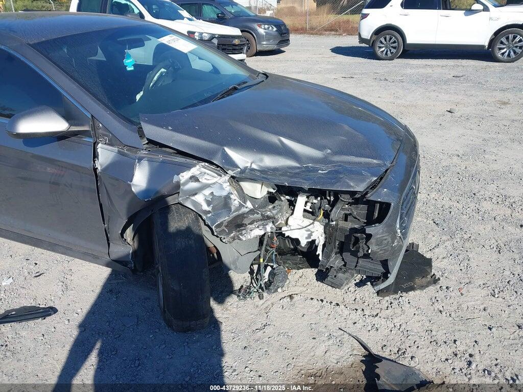 5NPE24AF8JH665016 2018 HYUNDAI SONATA photo no. 6