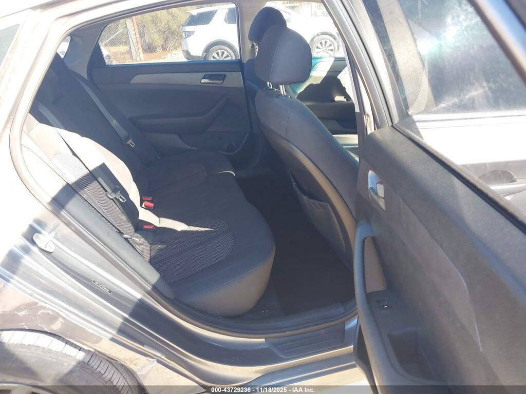 5NPE24AF8JH665016 2018 HYUNDAI SONATA photo no. 8