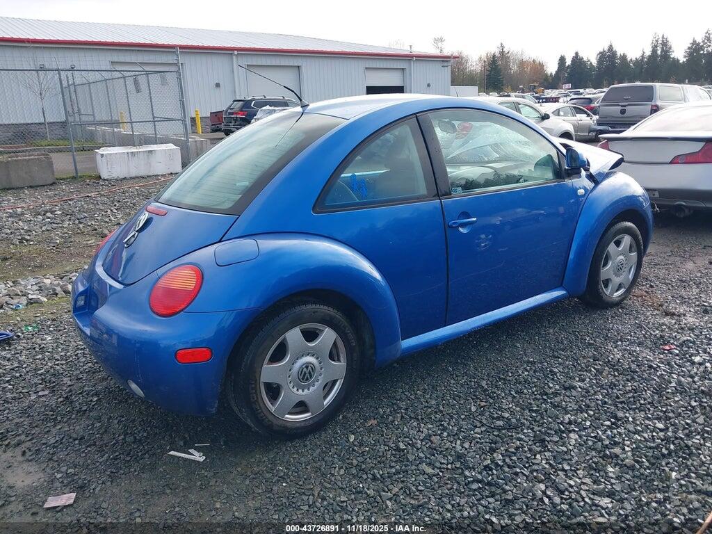 3VWBC21C1YM413054 2000 VOLKSWAGEN NEW BEETLE photo no. 4