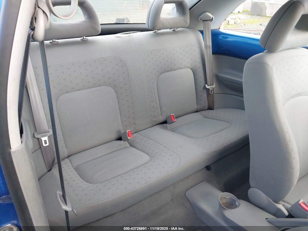 3VWBC21C1YM413054 2000 VOLKSWAGEN NEW BEETLE photo no. 8
