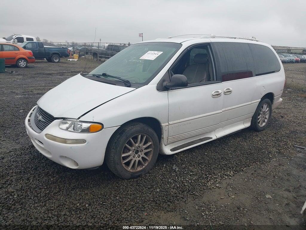 1C4GP64L3XB916770 1999 CHRYSLER TOWN & COUNTRY photo no. 2
