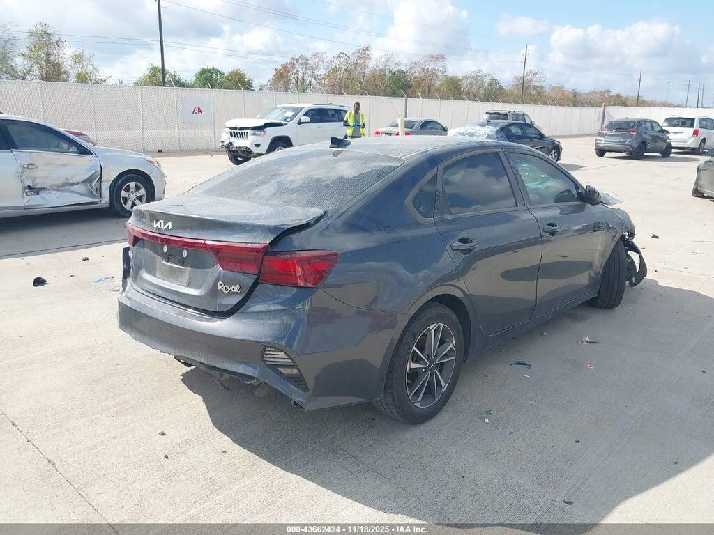 3KPF24AD7RE789815 2024 KIA FORTE photo no. 4