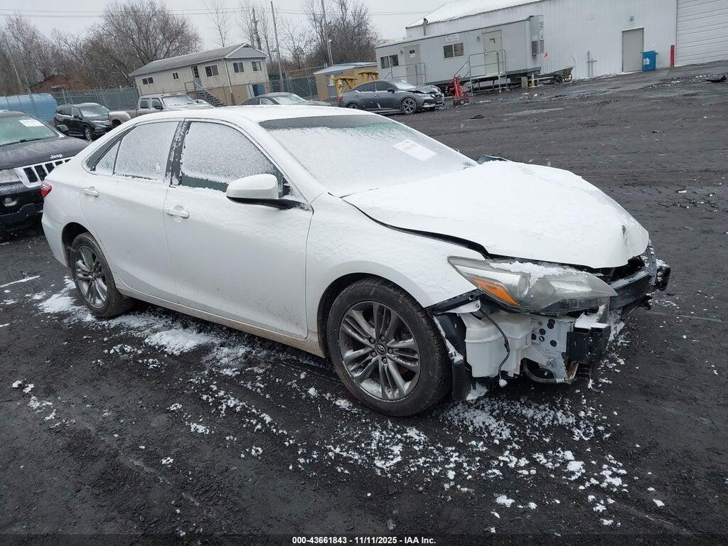 4T1BF1FK3GU201914 2016 TOYOTA CAMRY photo no. 1