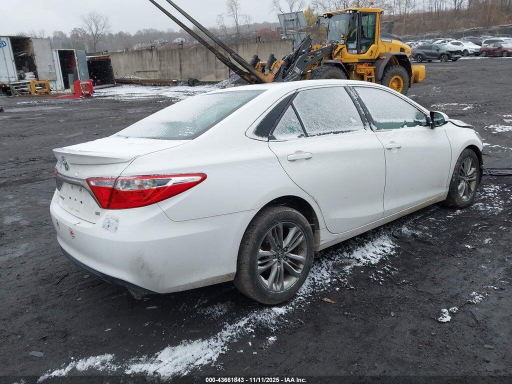 4T1BF1FK3GU201914 2016 TOYOTA CAMRY photo no. 4