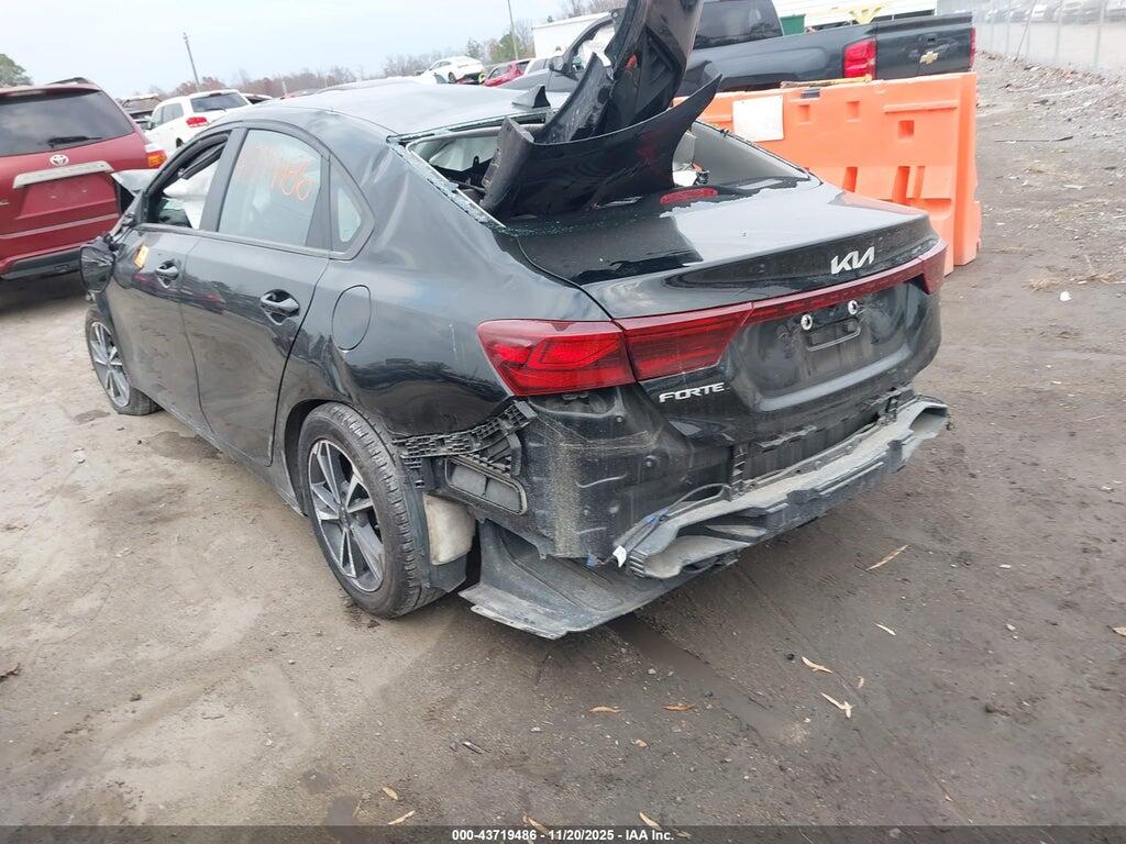3KPF24AD4PE616976 2023 KIA FORTE photo no. 3