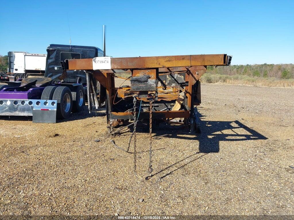 4YDF34320CA740021 2012 KEYSTONE MONTANA photo no. 10