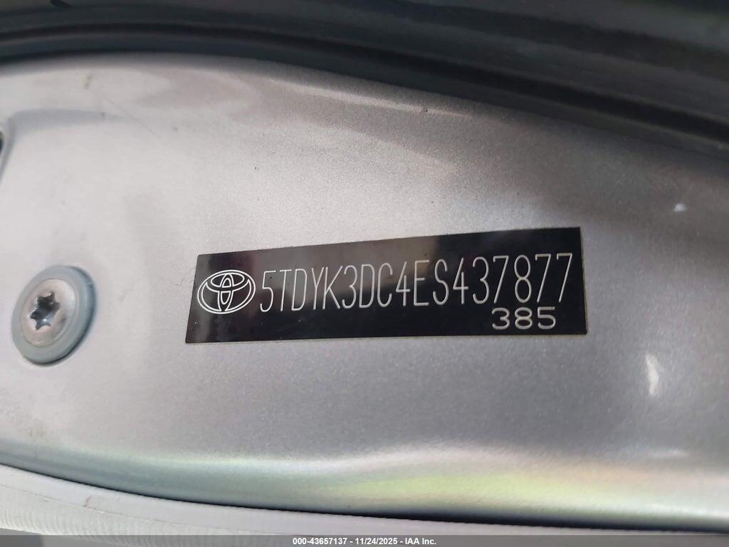5TDYK3DC4ES437877 2014 TOYOTA SIENNA photo no. 9