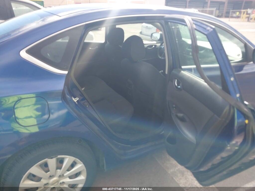 3N1AB7AP1JY310655 2018 NISSAN SENTRA photo no. 8