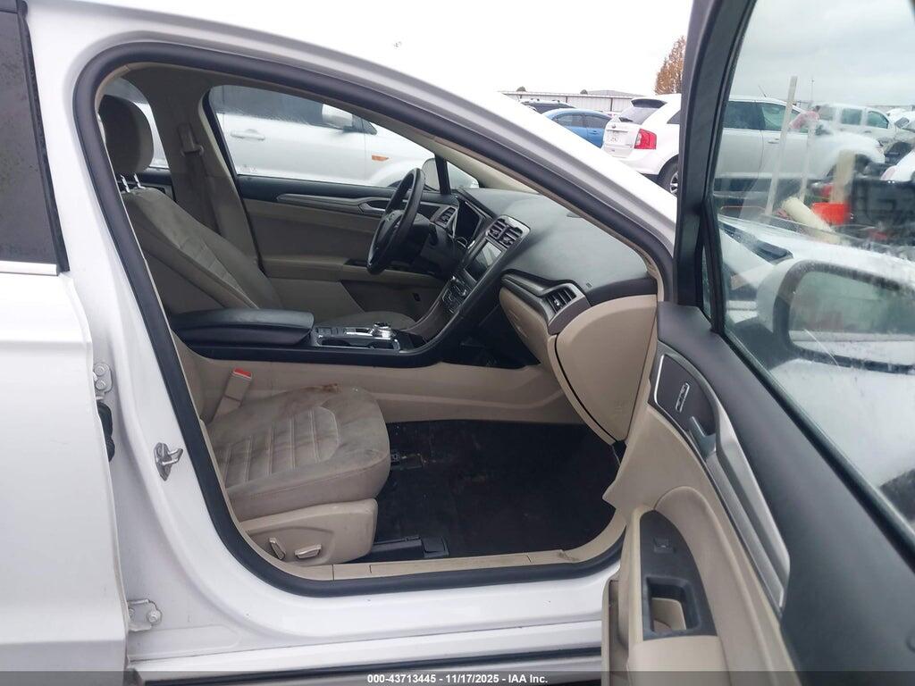 3FA6P0LU5KR207769 2019 FORD FUSION HYBRID photo no. 5