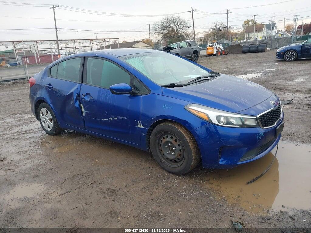 3KPFK4A71HE041635 2017 KIA FORTE photo no. 1
