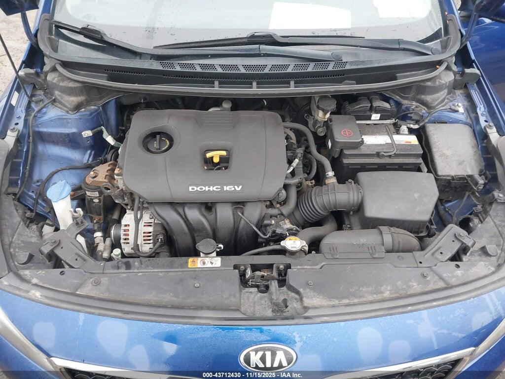 3KPFK4A71HE041635 2017 KIA FORTE photo no. 10