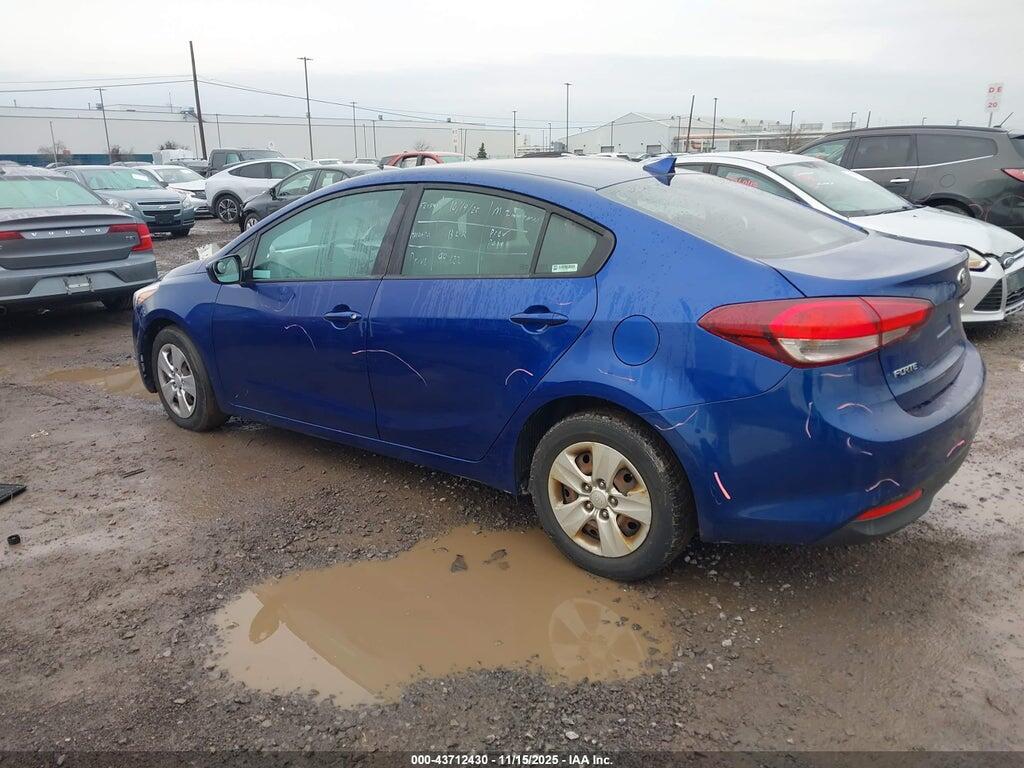 3KPFK4A71HE041635 2017 KIA FORTE photo no. 3