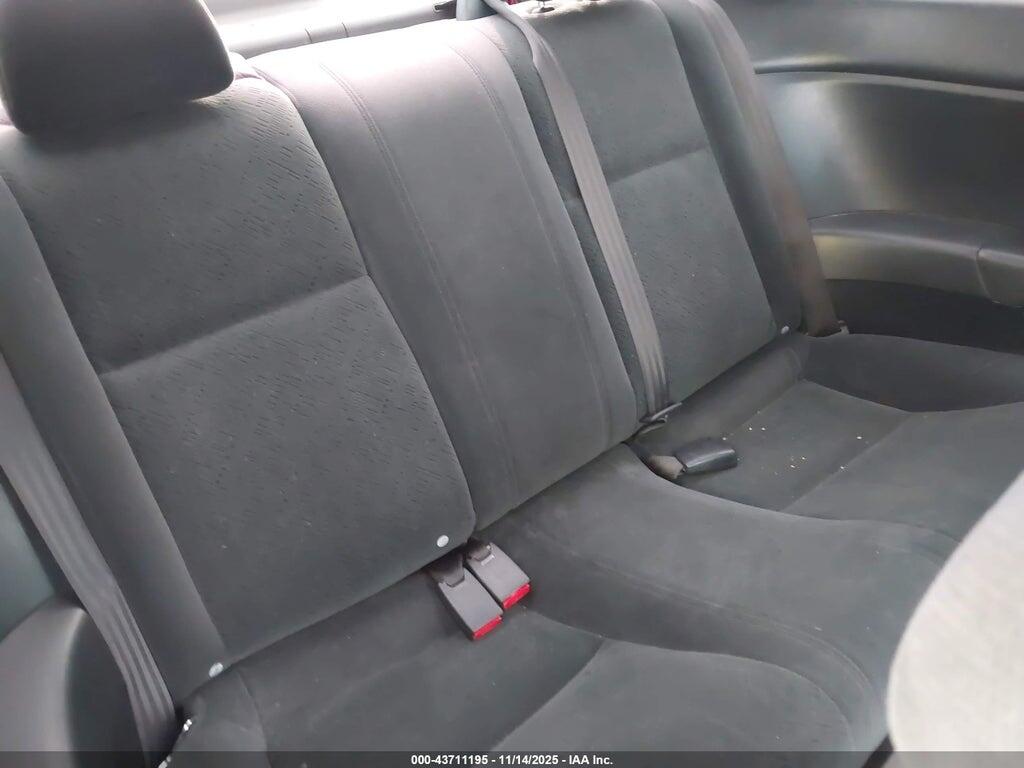 1HGEM21973L025999 2003 HONDA CIVIC photo no. 8