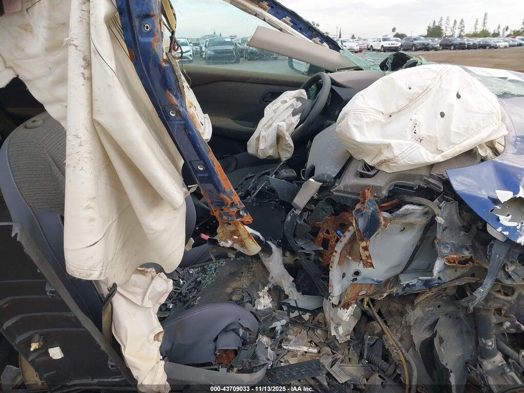 5N1BT3AA5NC673943 2022 NISSAN ROGUE photo no. 5
