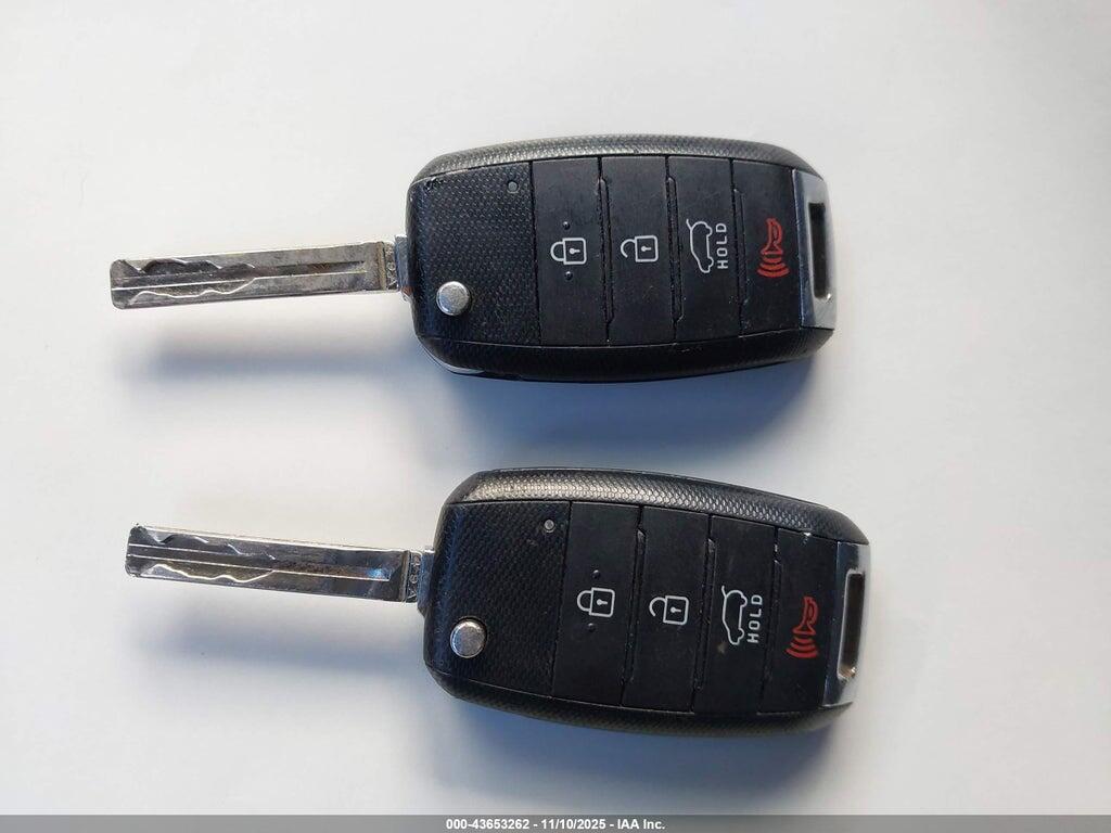 KNDJP3A55E7033957 2014 KIA SOUL photo no. 11