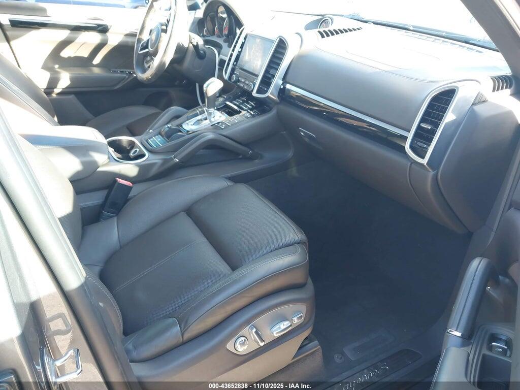 WP1AB2A2XHLA50276 2017 PORSCHE CAYENNE photo no. 5