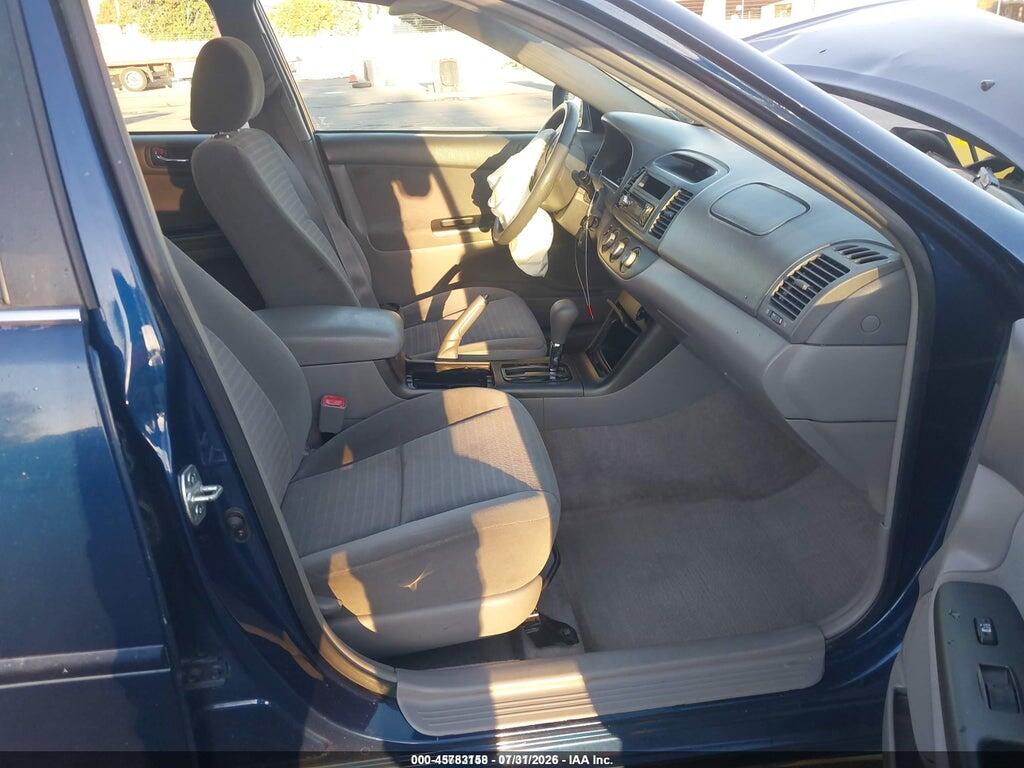 4T1BE32K15U097649 2005 TOYOTA CAMRY photo no. 5