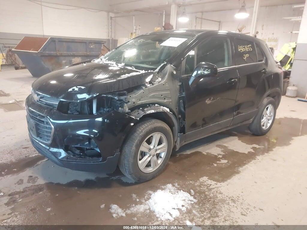 KL7CJNSB9MB360526 2021 CHEVROLET TRAX photo no. 2