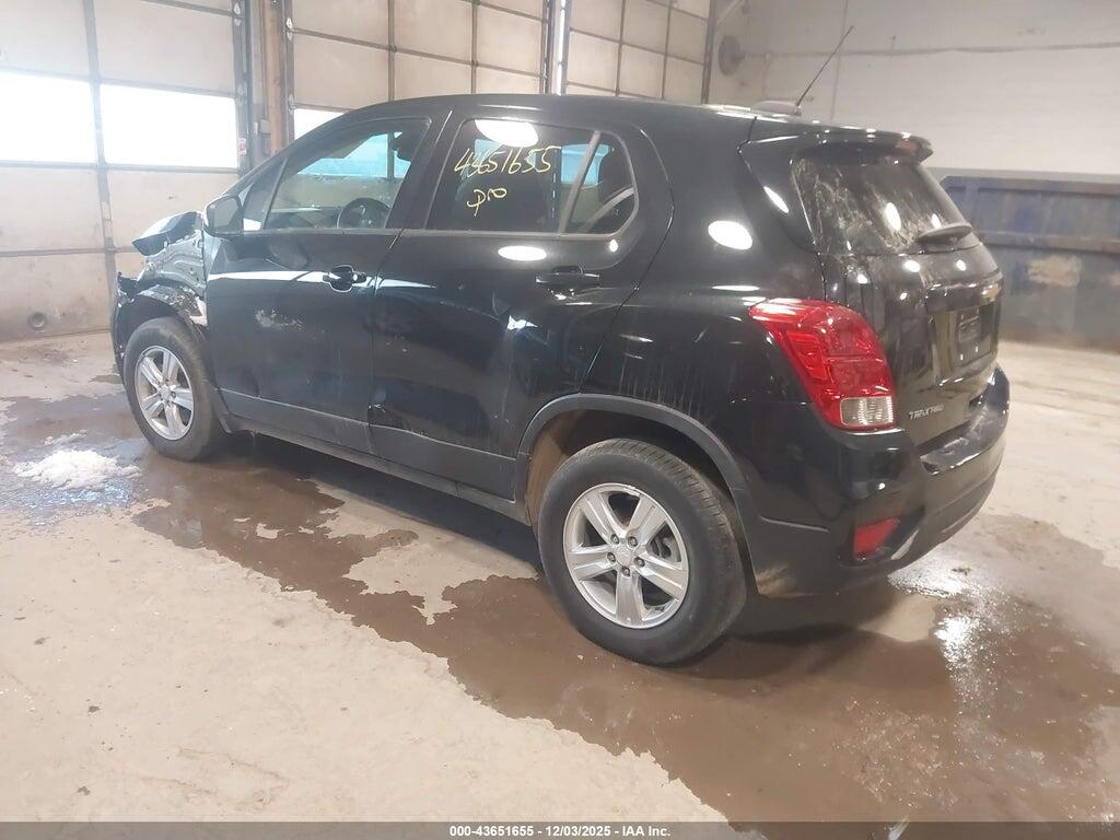 KL7CJNSB9MB360526 2021 CHEVROLET TRAX photo no. 3