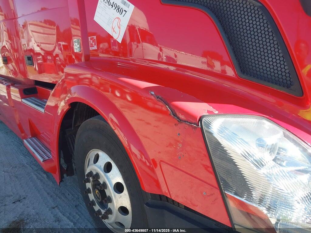 4V4NC9EH7GN959073 2016 VOLVO VN photo no. 11