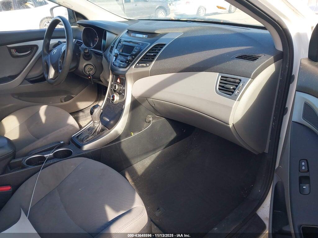 5NPDH4AE5GH735727 2016 HYUNDAI ELANTRA photo no. 5