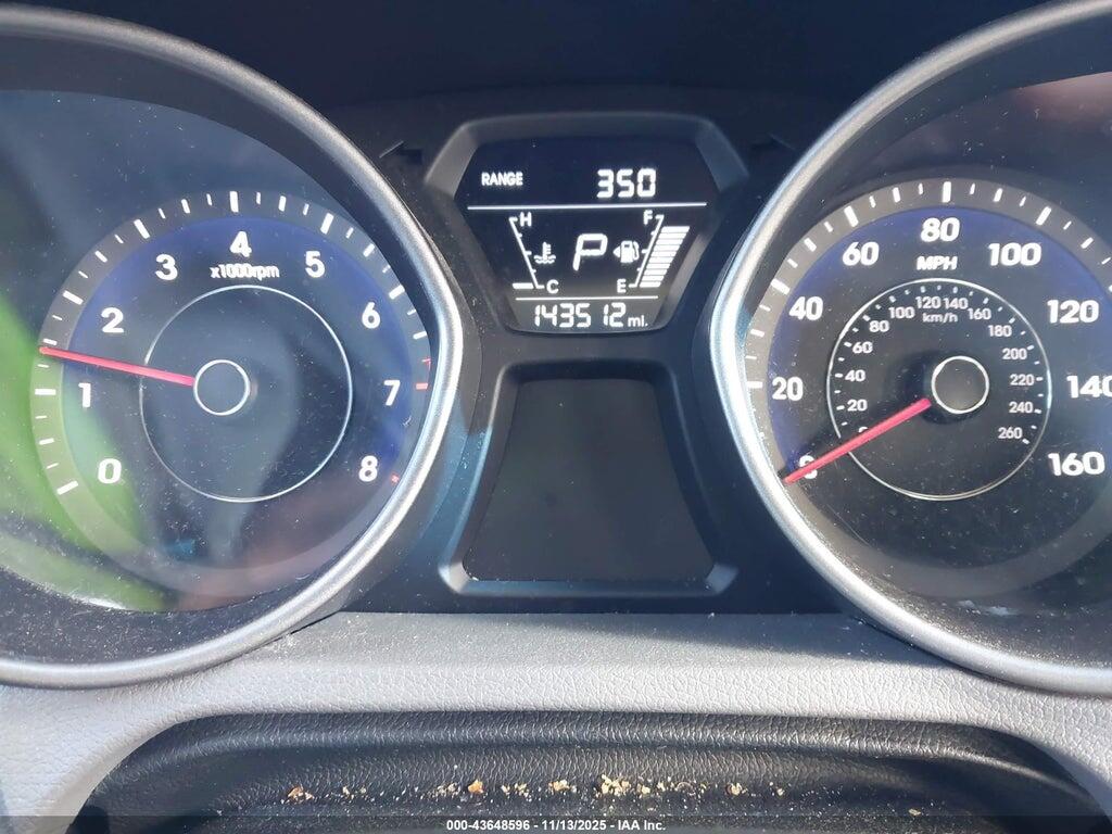 5NPDH4AE5GH735727 2016 HYUNDAI ELANTRA photo no. 7