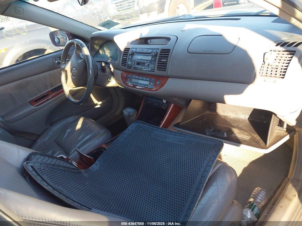 4T1BF30K52U008807 2002 TOYOTA CAMRY photo no. 5