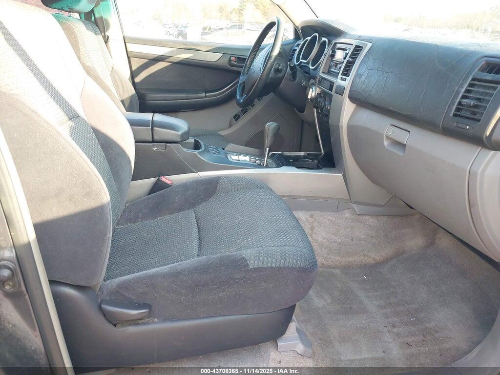JTEBT14R748014530 2004 TOYOTA 4RUNNER photo no. 5