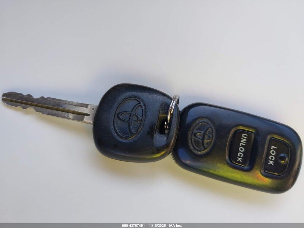 1NXBR32E56Z741007 2006 TOYOTA COROLLA photo no. 11