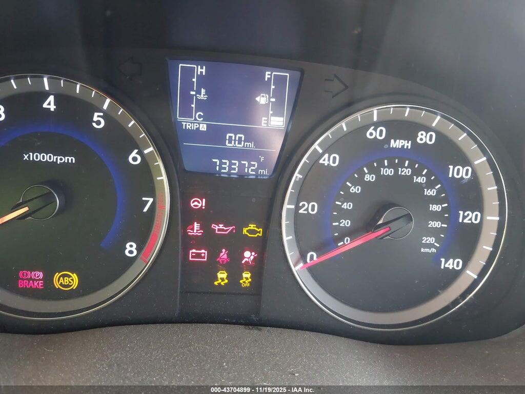 KMHCT5AE7GU264780 2016 HYUNDAI ACCENT photo no. 7