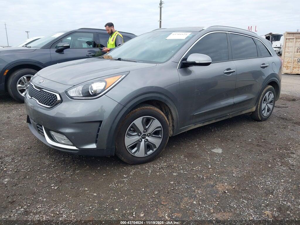KNDCE3LC9J5142261 2018 KIA NIRO photo no. 2