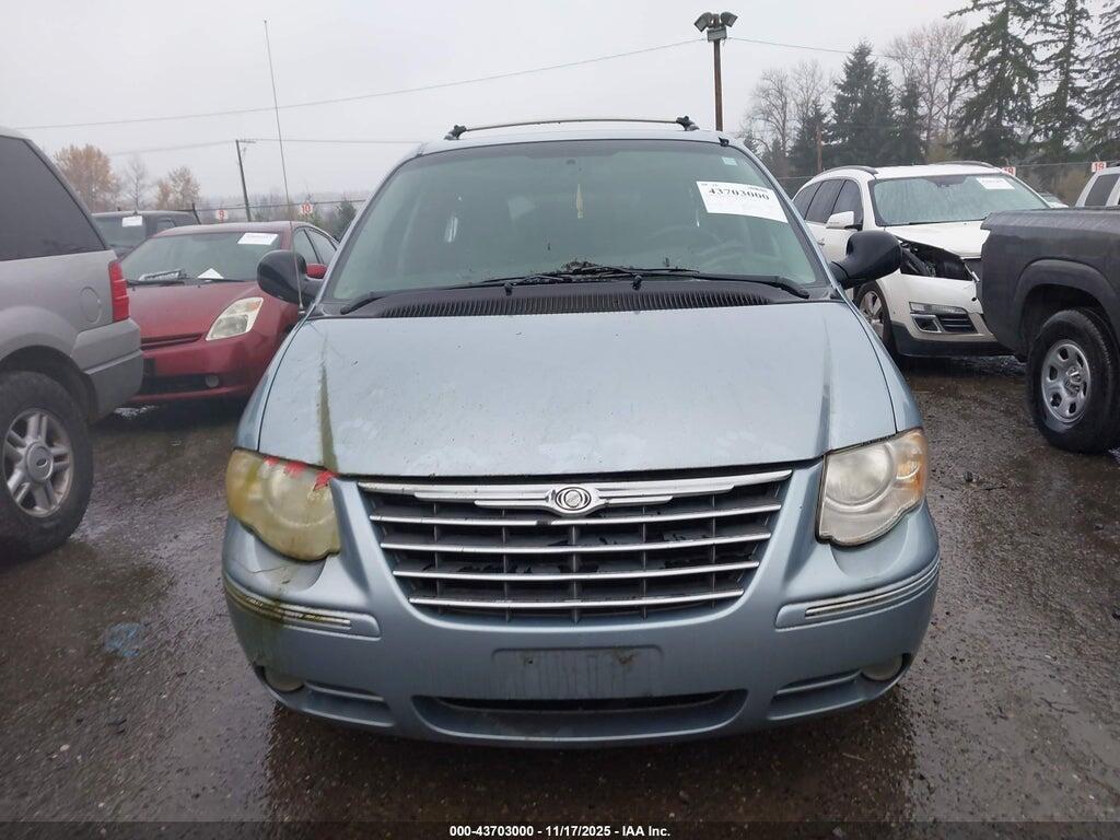 2C8GP64L45R244313 2005 CHRYSLER TOWN & COUNTRY photo no. 12