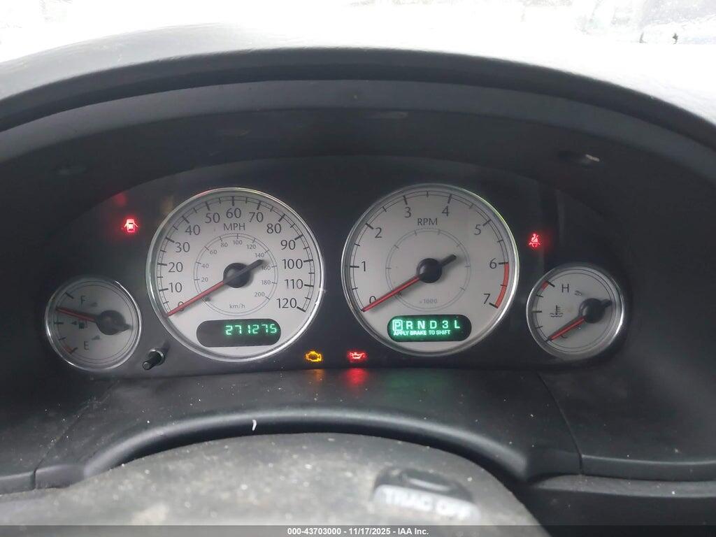 2C8GP64L45R244313 2005 CHRYSLER TOWN & COUNTRY photo no. 7