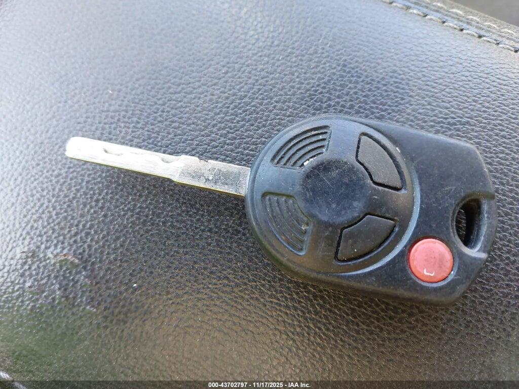 1FMCU0GD5HUC76457 2017 FORD ESCAPE photo no. 11