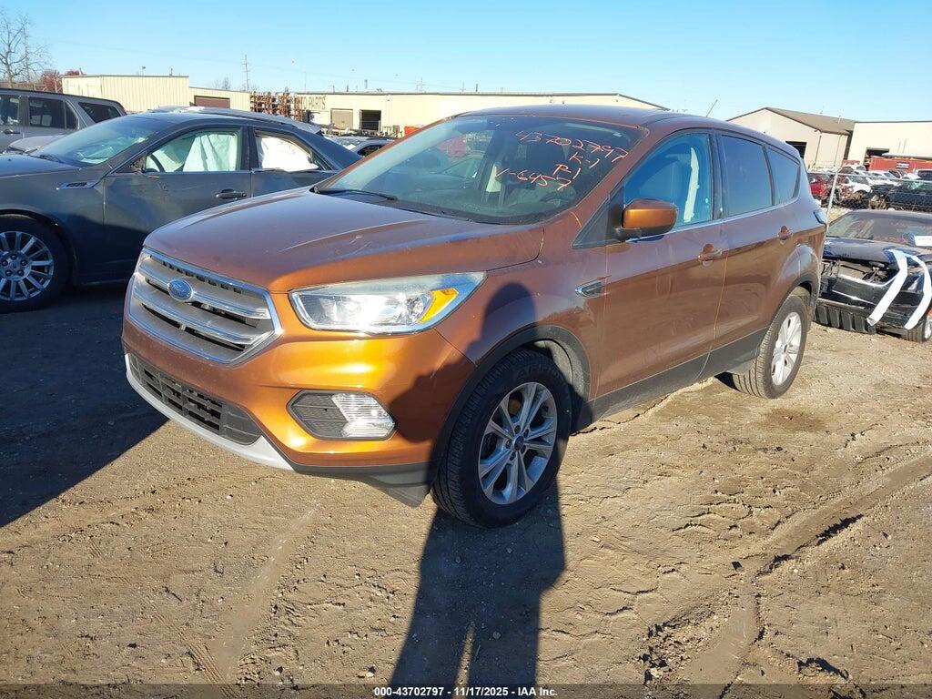 1FMCU0GD5HUC76457 2017 FORD ESCAPE photo no. 2