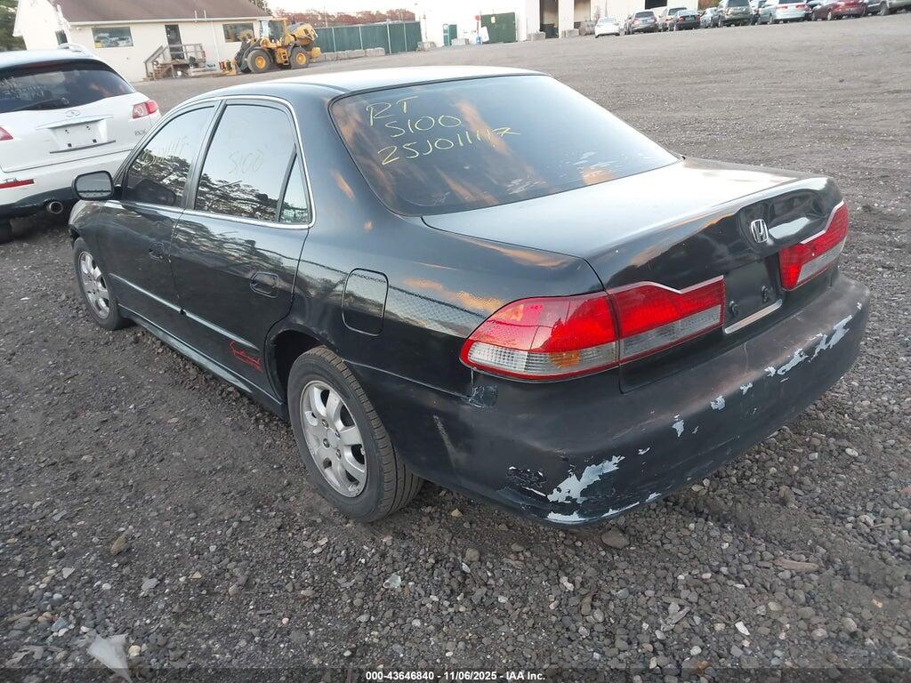 1HGCG658X2A175705 2002 HONDA ACCORD photo no. 3