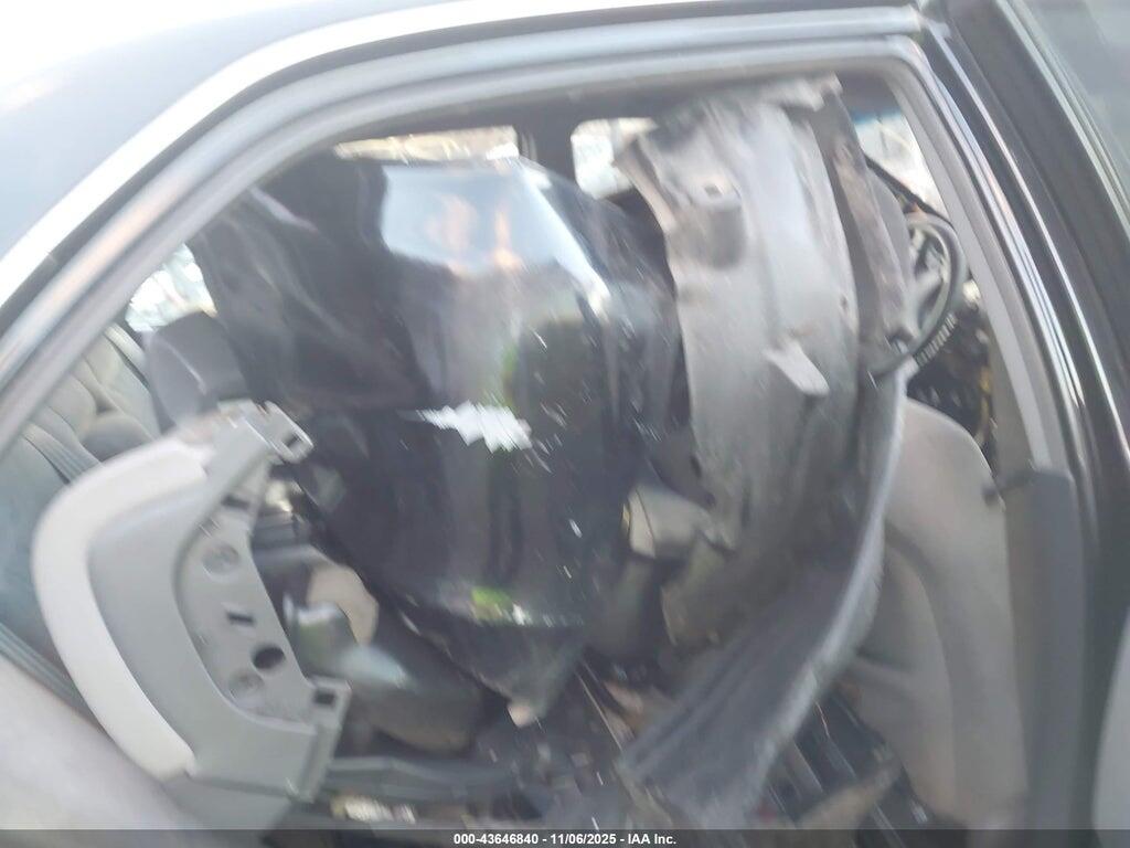 1HGCG658X2A175705 2002 HONDA ACCORD photo no. 8
