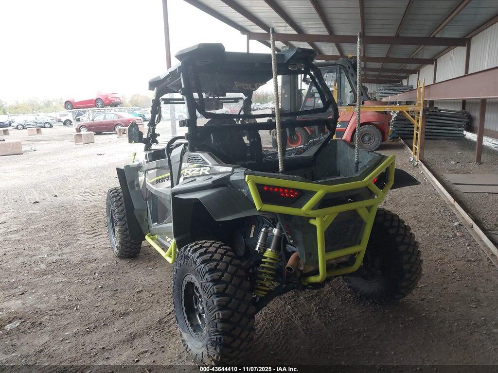 3NSVBE870HH014835 2017 POLARIS RZR photo no. 2
