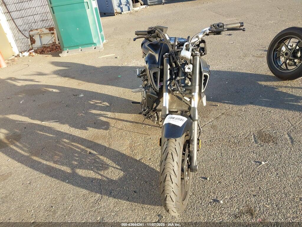 JYARM32E3RA009879 2024 YAMAHA MT07 photo no. 5