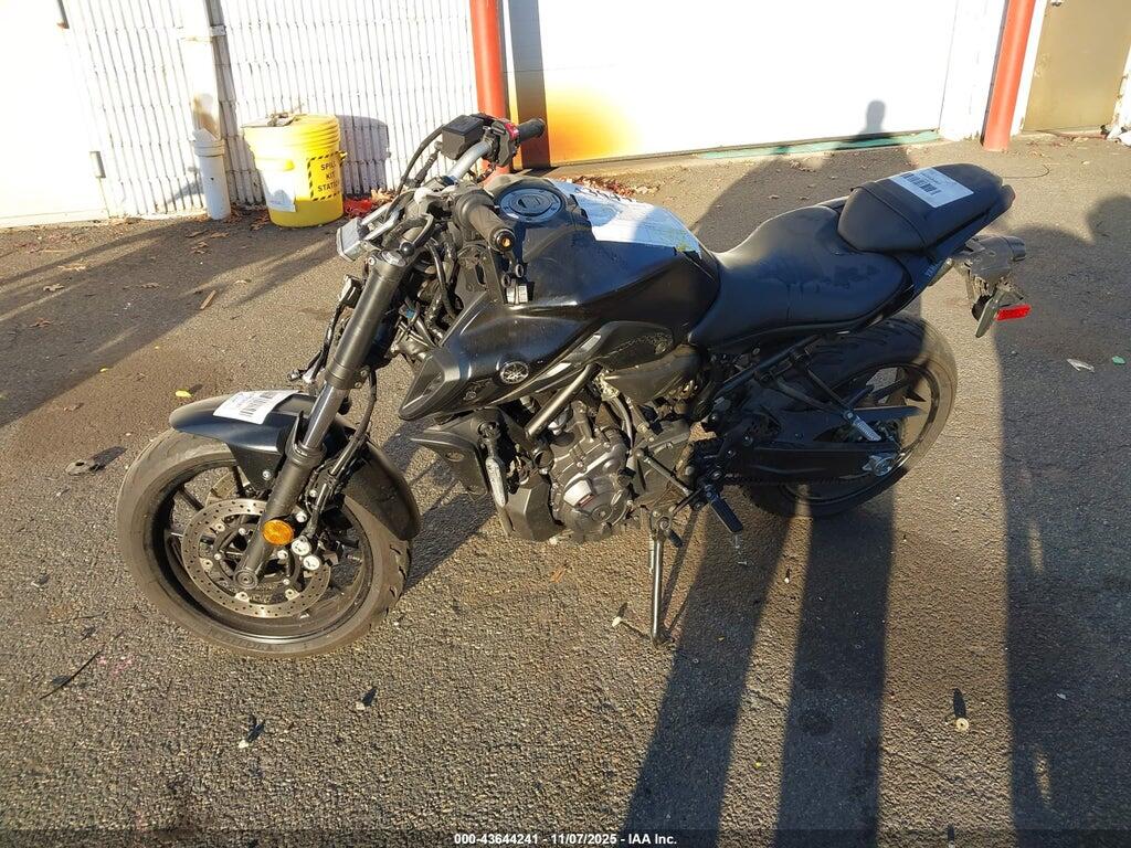 JYARM32E3RA009879 2024 YAMAHA MT07 photo no. 9