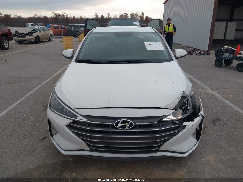 5NPD74LF2KH418828 2019 HYUNDAI ELANTRA photo no. 12