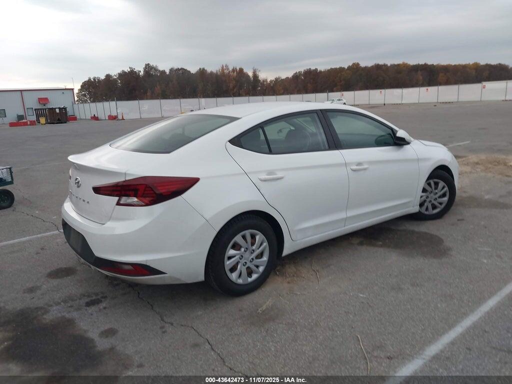 5NPD74LF2KH418828 2019 HYUNDAI ELANTRA photo no. 4