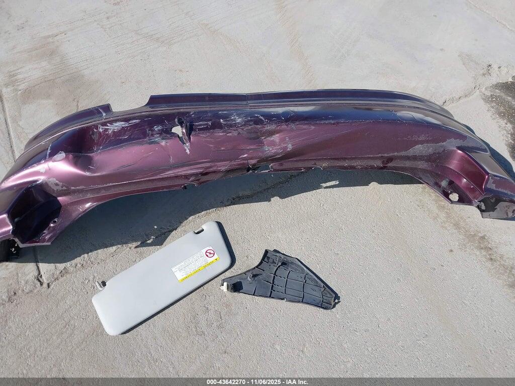 JTLKT324450196196 2005 SCION XB photo no. 12