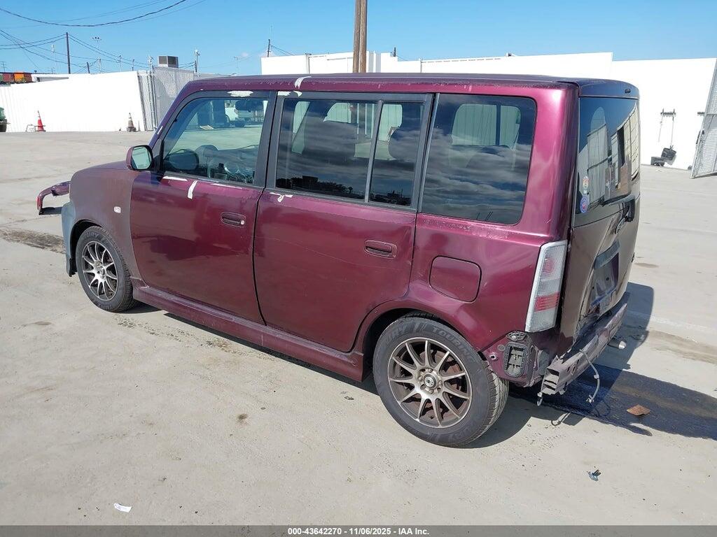 JTLKT324450196196 2005 SCION XB photo no. 3