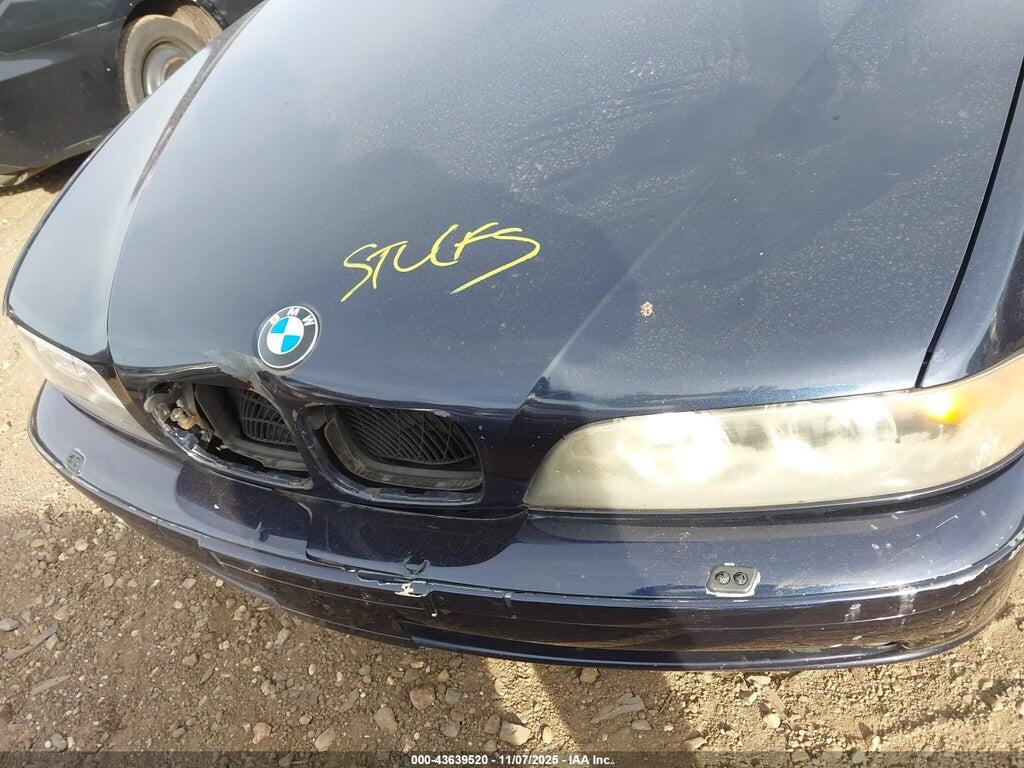 WBADT63401CF07118 2001 BMW 530IA photo no. 10