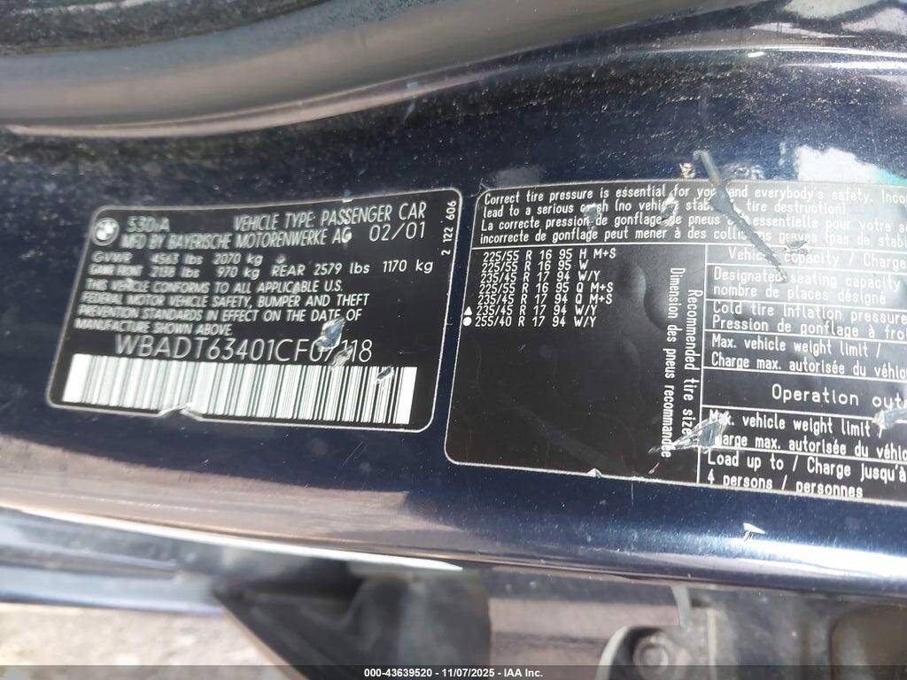 WBADT63401CF07118 2001 BMW 530IA photo no. 9